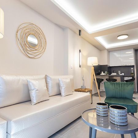 Evitel Luxury Living Aparthotel Ханиоти Екстериор снимка