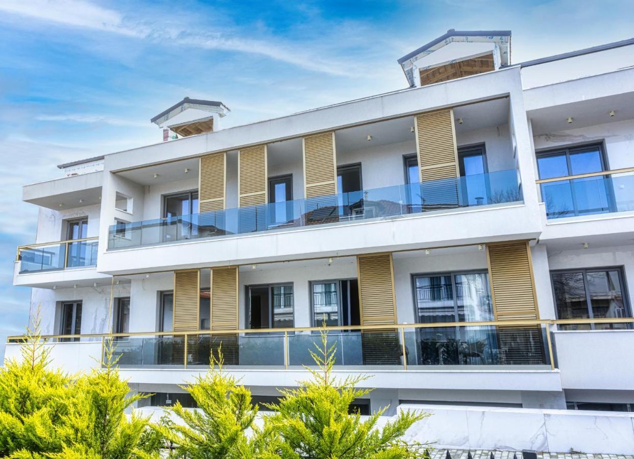 Evitel Luxury Living Aparthotel Ханиоти Екстериор снимка