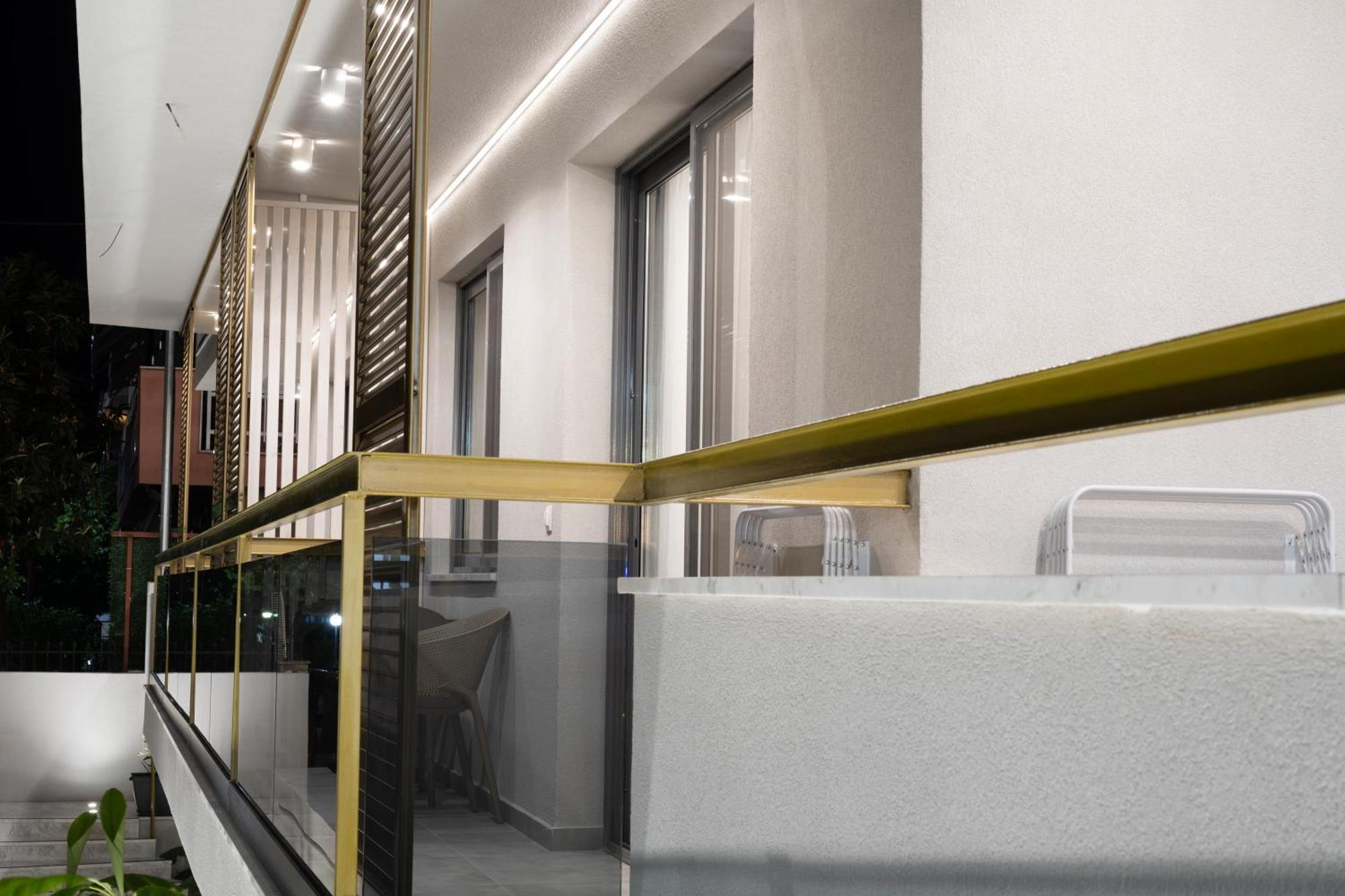 Evitel Luxury Living Aparthotel Ханиоти Екстериор снимка